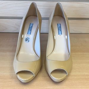 PRADA Vernice basic peep toe heel Size 39.5,  US 9